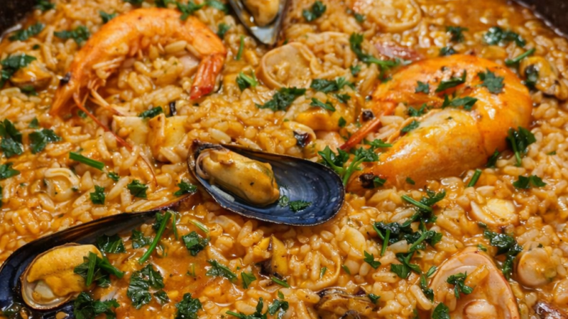 Paella de Marisco – Um Clássico da Gastronomia Ibérica