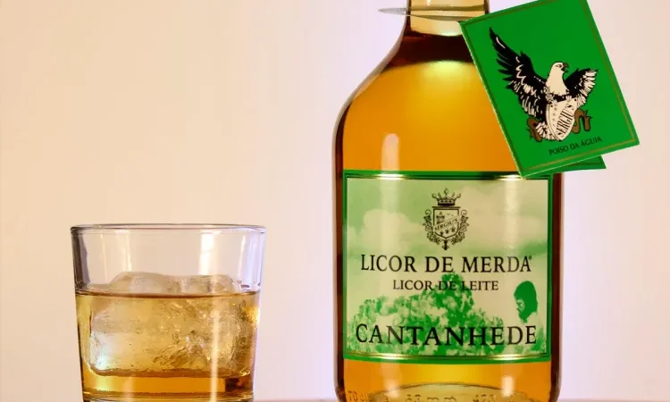 A história e receita do Licor de Merda