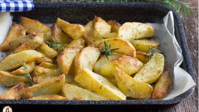 Batatas crocantes no forno… o acompanhamento perfeito!