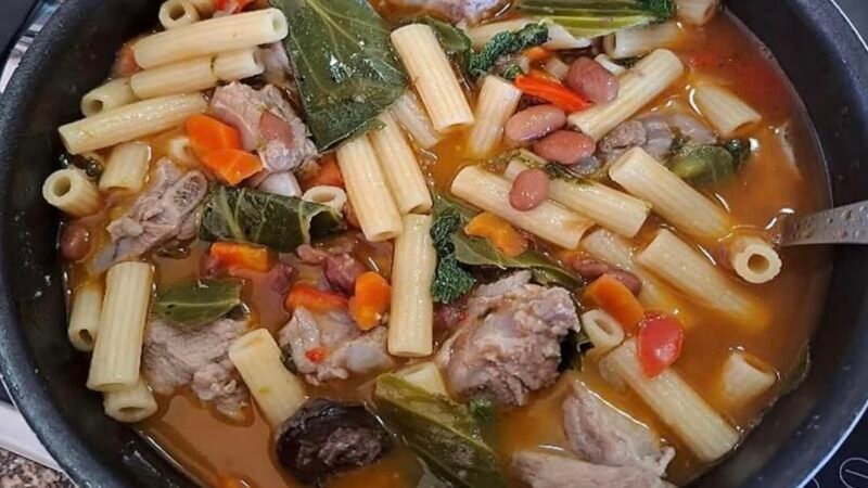 Sopa de Feijão com Massa e Carne de Porco – Uma sopa bem Portuguesa