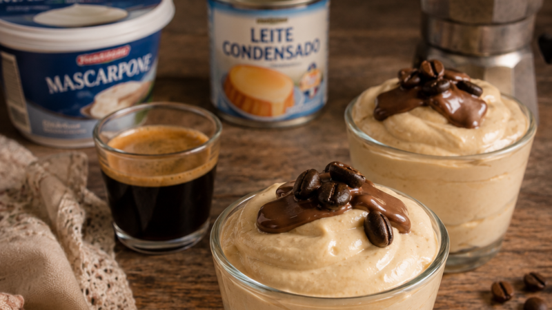 Mousse de café rápida e com apenas 3 ingredientes