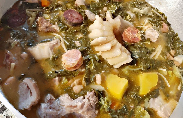 Sopa Alentejana de Entulho com Linguiça