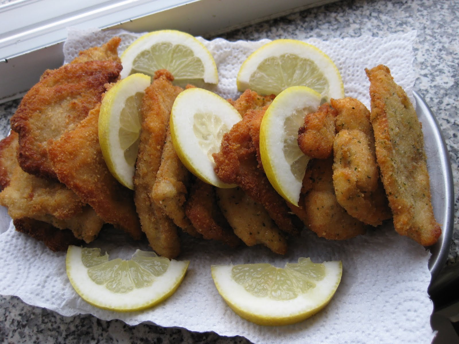 PANADOS DE FRANGO E PERÚ COM PÃO RALADO EM 5MIN