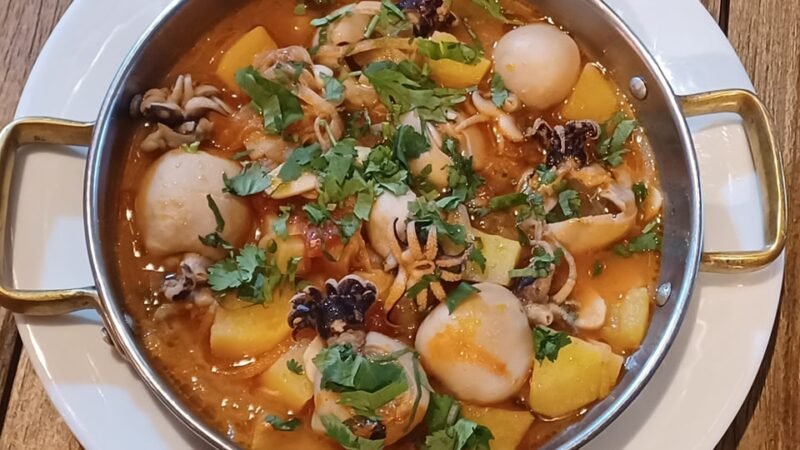 LULAS GUISADAS COM BATATA