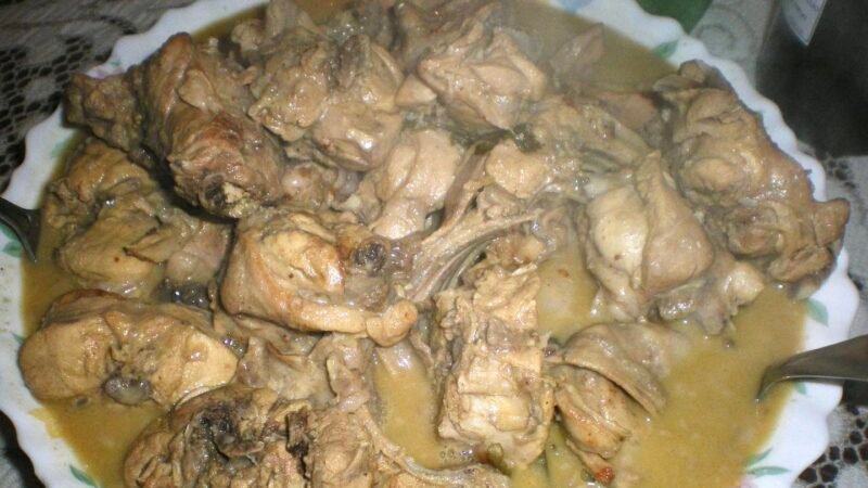 Coelho com molho de mostarda