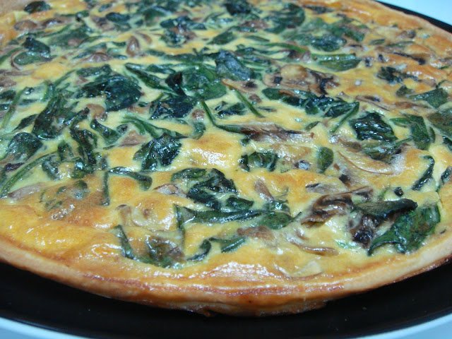 Quiche Folhada de Cogumelos com Espinafres