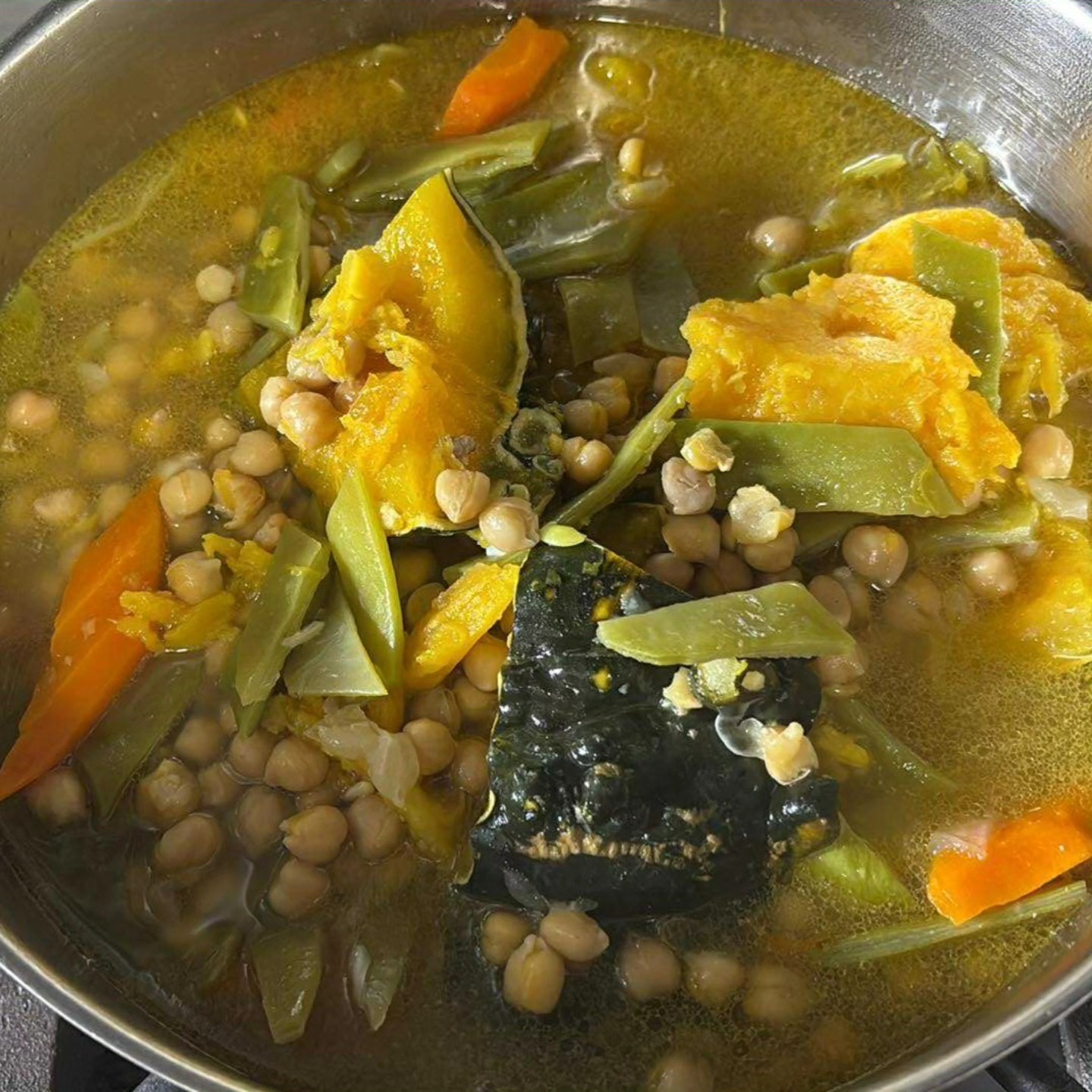 Cozido da Serra com Abóbora & Feijão-Verde