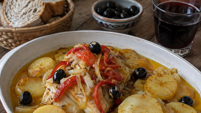 Bacalhau no Forno com Batatas às Rodelas