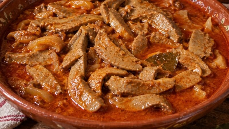 TÚBAROS DE PORCO FRITOS À ALENTEJANA