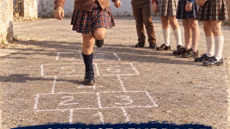 QUEM SE LEMBRA DE JOGAR À MACACA NO RECREIO?