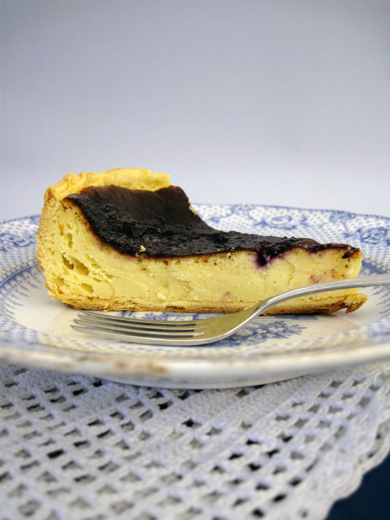 Tarte de Queijo com Doce de Mirtilo