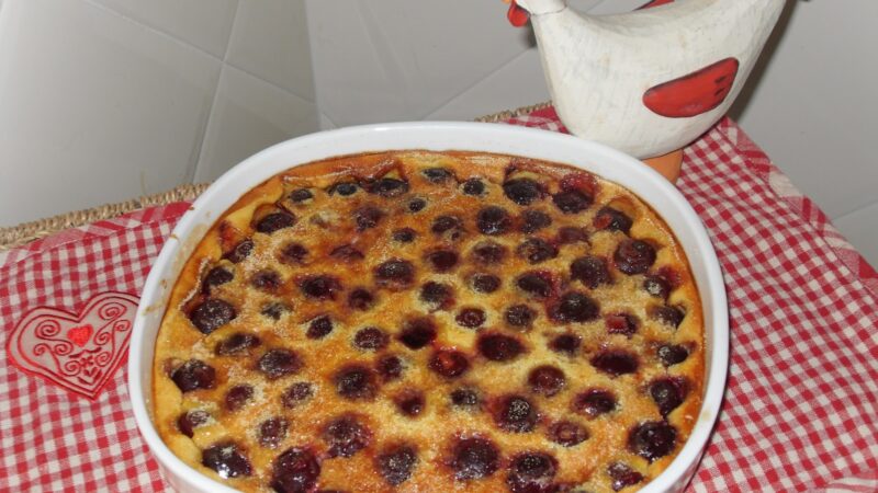 CLAFOUTIS DE CEREJA