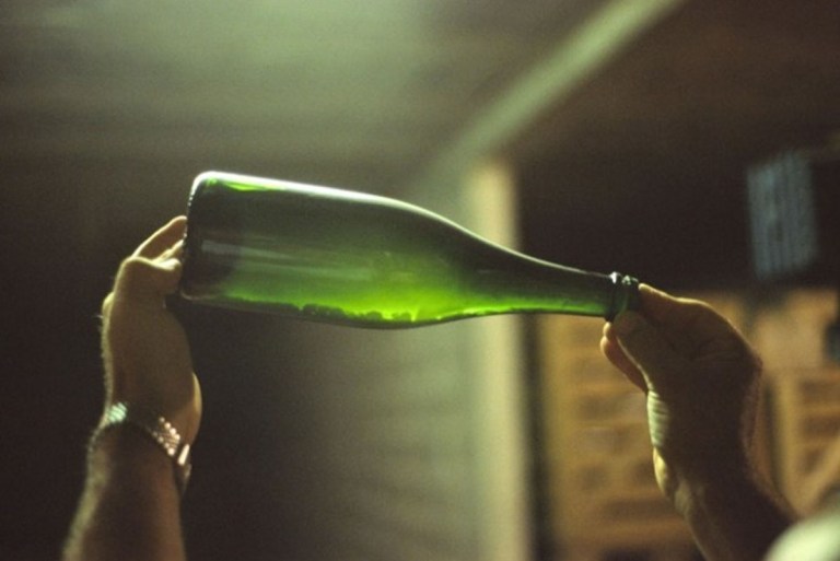 Como transformar vinho num excelente vinagre caseiro