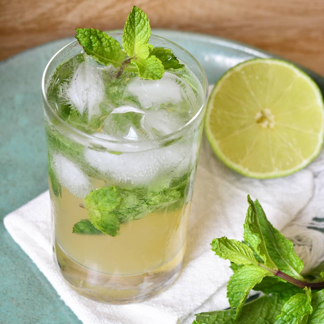 Receita de Mojito: aprenda a fazer esta refrescante bebida de verão